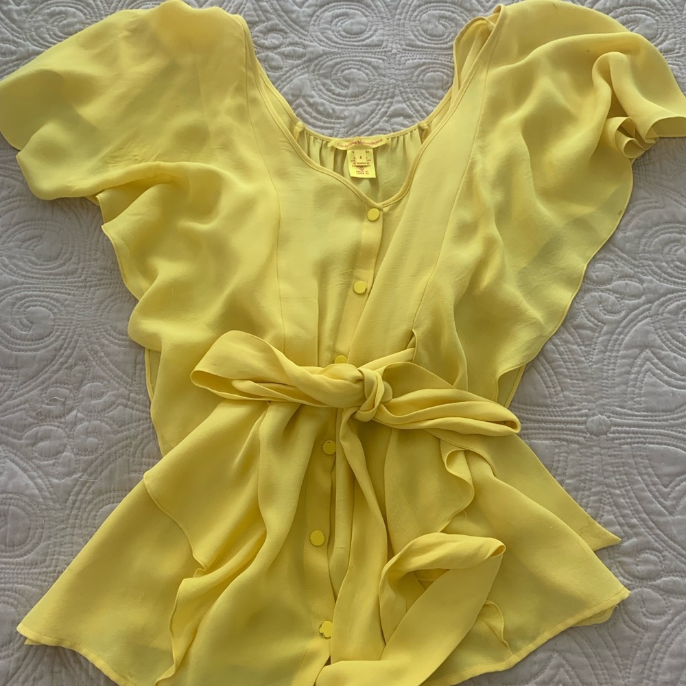 canary yellow Catherine Malandrino flutter blouse.